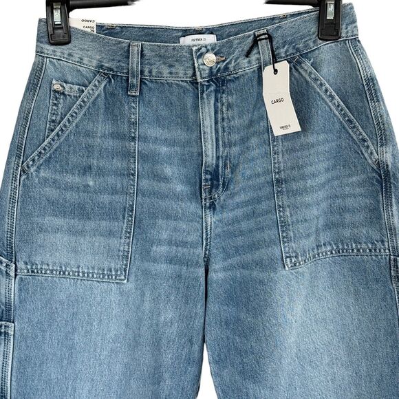 Forever 21 SZ 29 Cargo Jeans High-Rise Zip-Fly Relaxed Fit Light Wash Whiskered - Picture 2 of 9